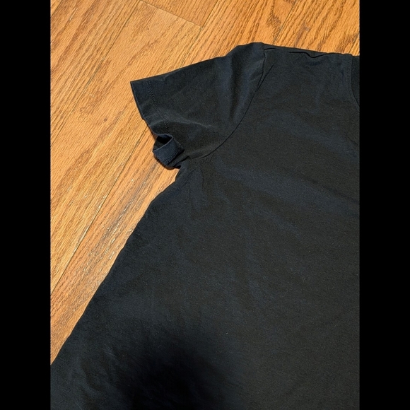 Kit and Ace Black Short Sleeve Tee - Picture 8 of 9